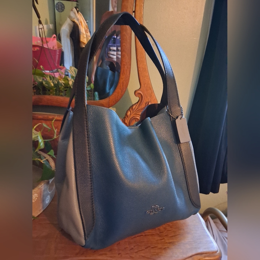 Coach Hadley Colorblock Peacock Blue and Black Shoulder Bag - Picture 6 of 7